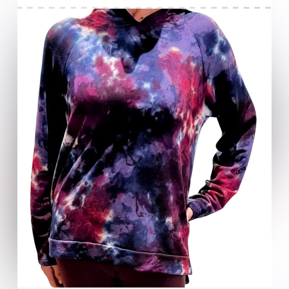 Hard Tail lava tie dye hoodie.